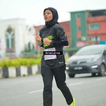 Runner Photo 8875427