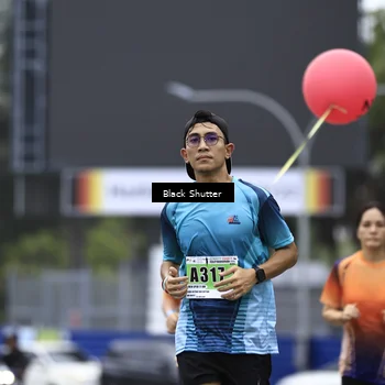 Runner Photo 8875476
