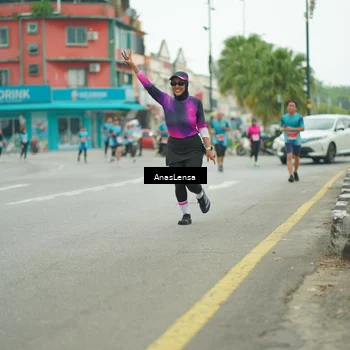Runner Photo 8875722