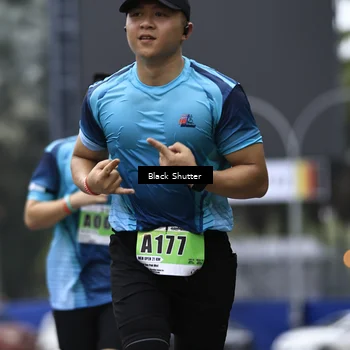 Runner Photo 8875753