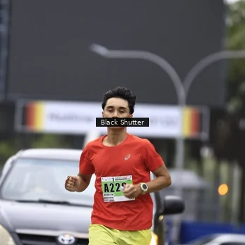 Runner Photo 8875899