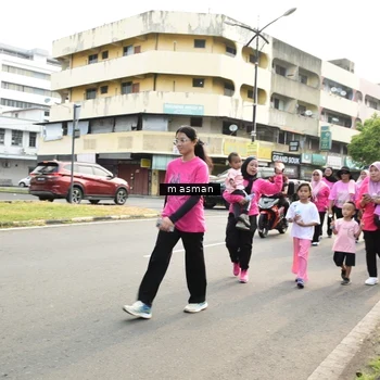 Runner Photo 8875945