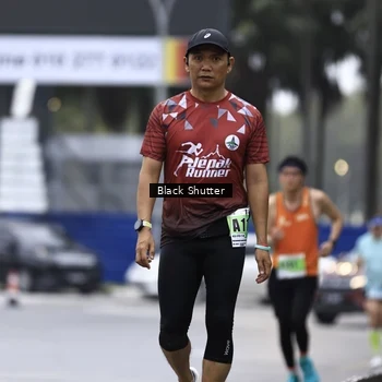 Runner Photo 8875996