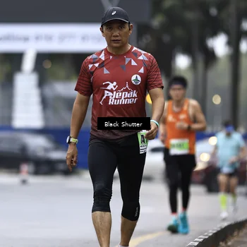 Runner Photo 8876012