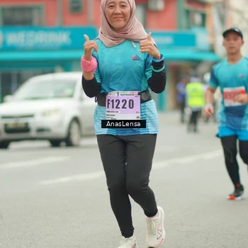 Runner Photo 8876216
