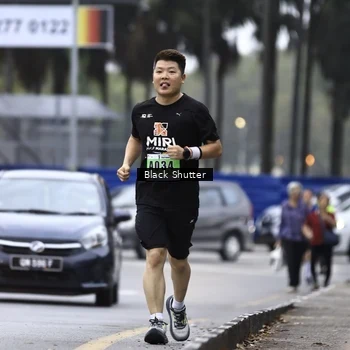 Runner Photo 8876295