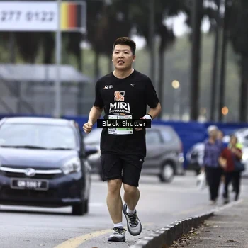 Runner Photo 8876303