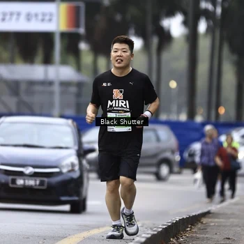 Runner Photo 8876307