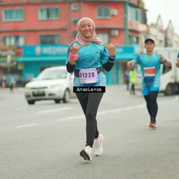 Runner Photo 8876325
