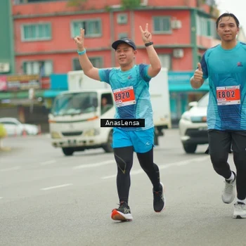Runner Photo 8876344