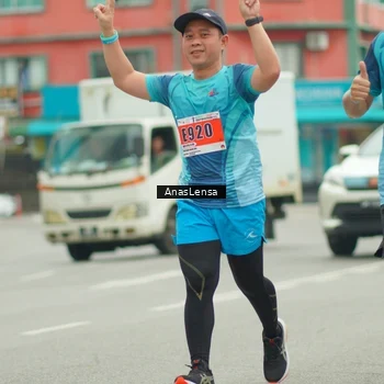 Runner Photo 8876355
