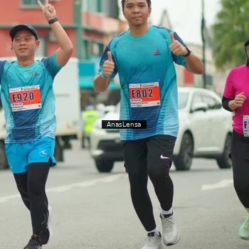 Runner Photo 8876364