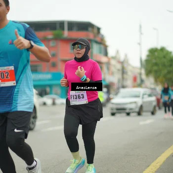 Runner Photo 8876472