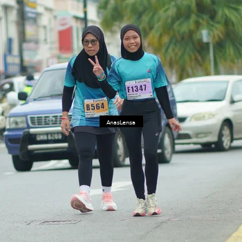 Runner Photo 8876747