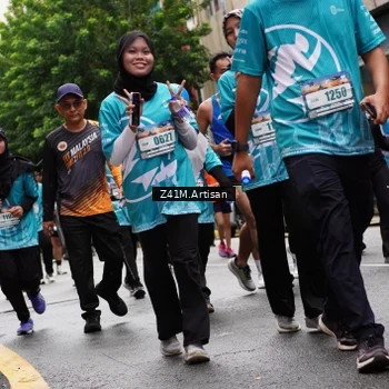 Runner Photo 8877012