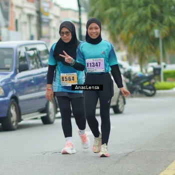 Runner Photo 8877016