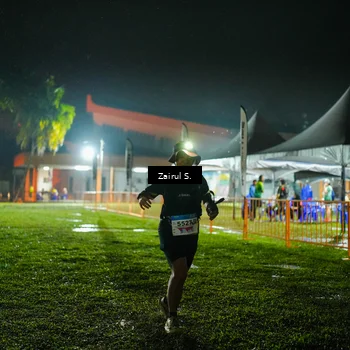 Runner Photo 8877017
