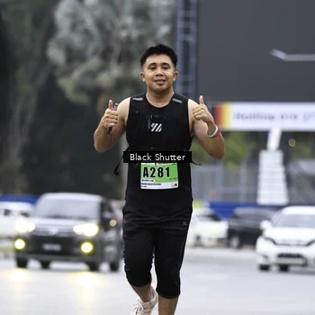 Runner Photo 8877028
