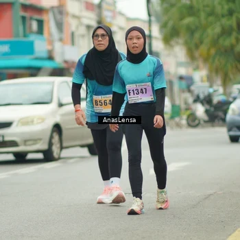 Runner Photo 8877058