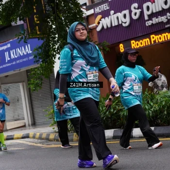 Runner Photo 8877072