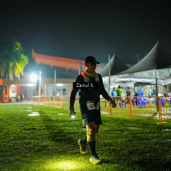 Runner Photo 8877082