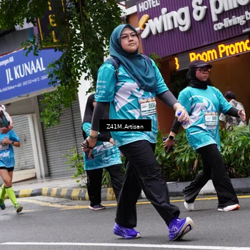 Runner Photo 8877092