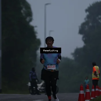 Runner Photo 8877098