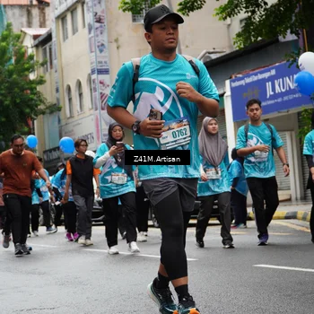 Runner Photo 8877155
