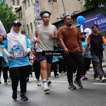 Runner Photo 8877197