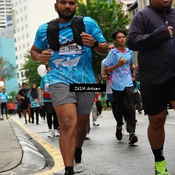 Runner Photo 8877293
