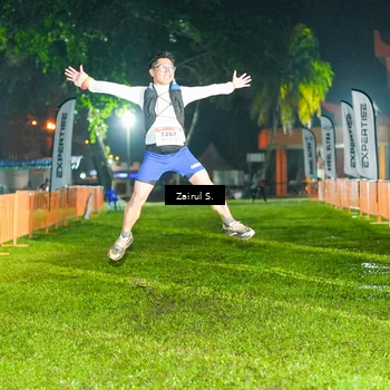 Runner Photo 8877501