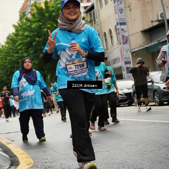 Runner Photo 8877512