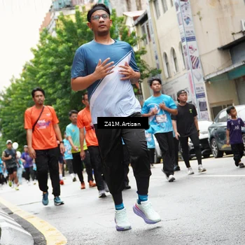 Runner Photo 8877572