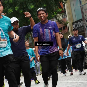 Runner Photo 8877607