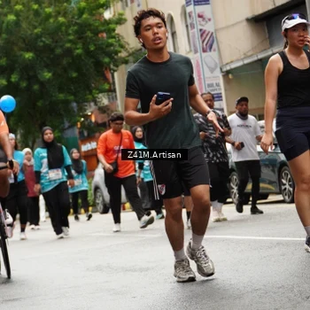 Runner Photo 8877809