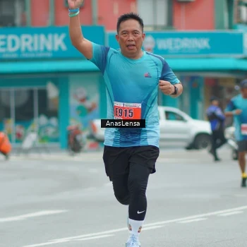 Runner Photo 8877866