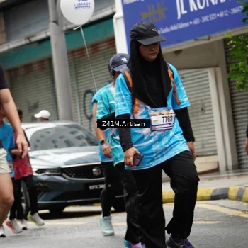 Runner Photo 8877972