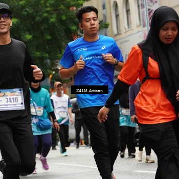 Runner Photo 8878023