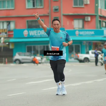 Runner Photo 8878066