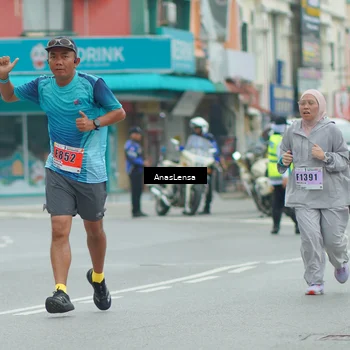 Runner Photo 8878202