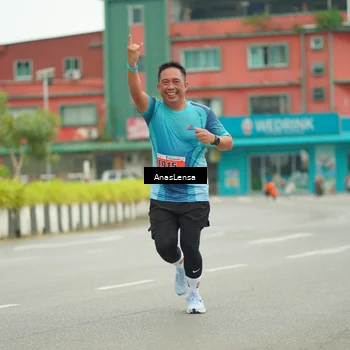 Runner Photo 8878239