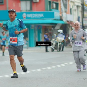 Runner Photo 8878243
