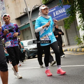 Runner Photo 8878551