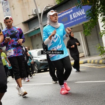 Runner Photo 8878590