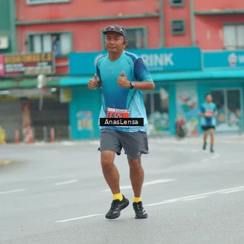 Runner Photo 8878629