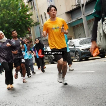 Runner Photo 8878709