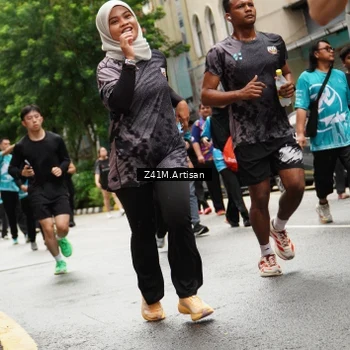 Runner Photo 8878734