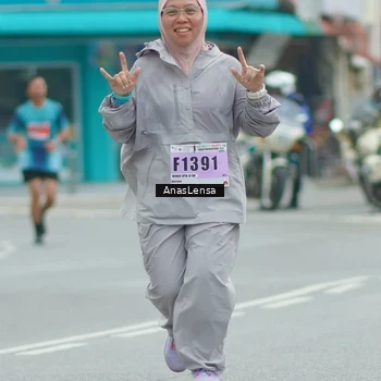 Runner Photo 8878750