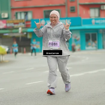 Runner Photo 8879001