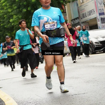Runner Photo 8879059
